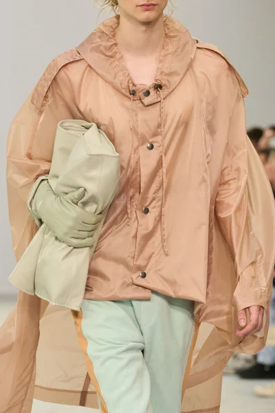 Look 107